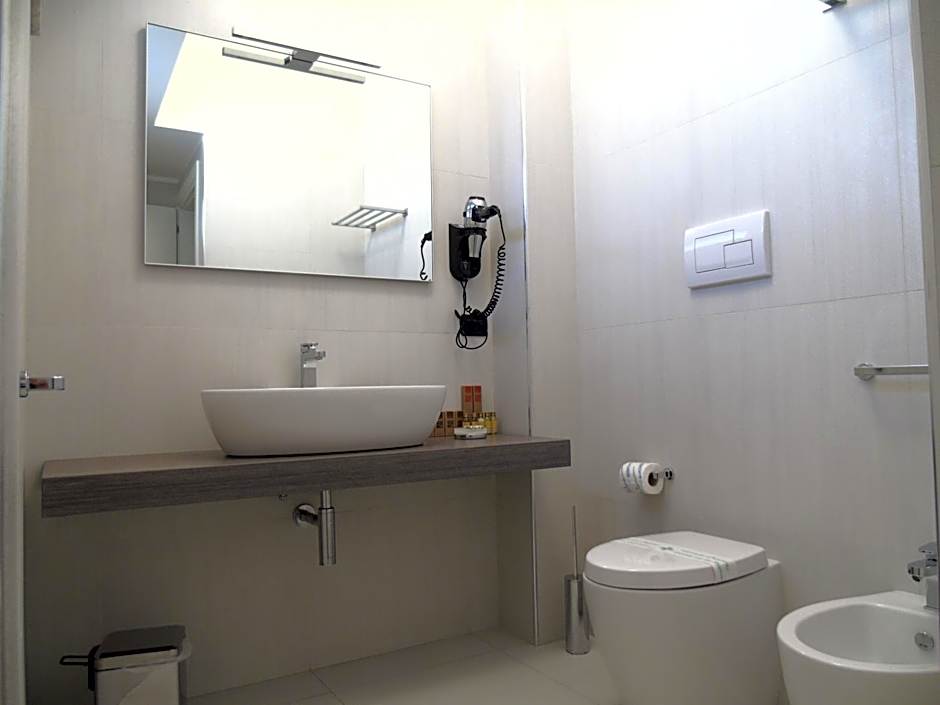 Areté Luxury Room