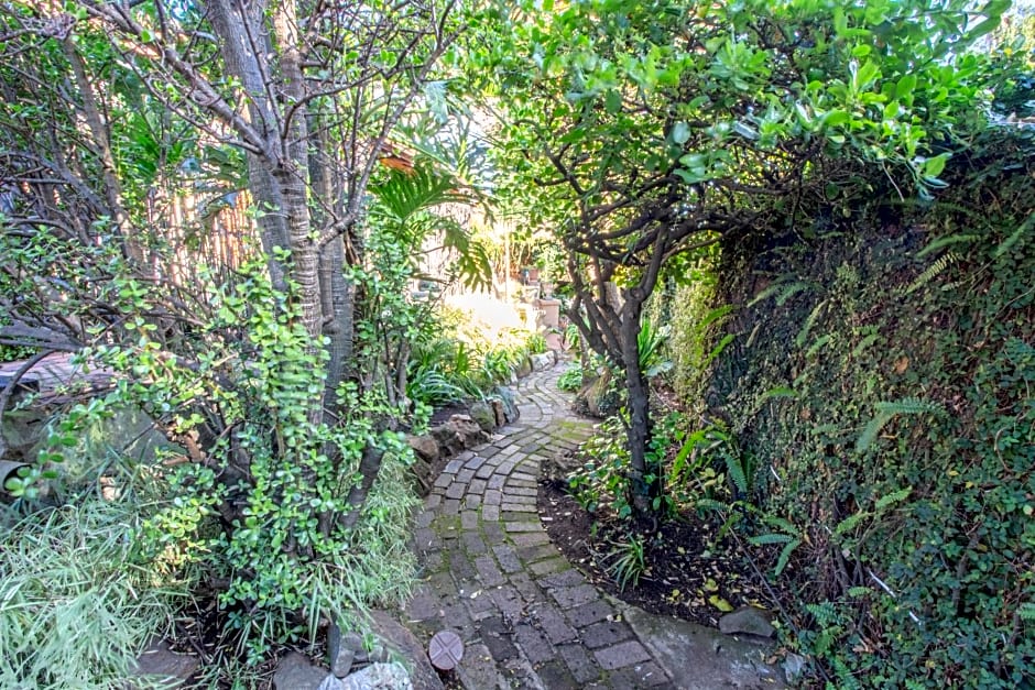 Charlie's Spot - The Gardens