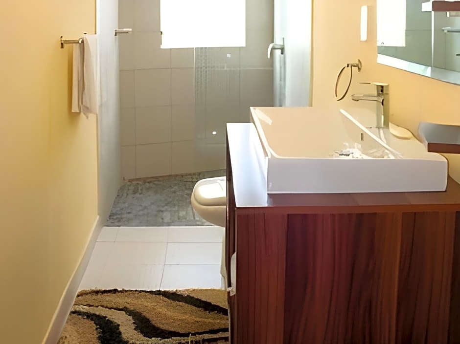 Le Cactus Guest House