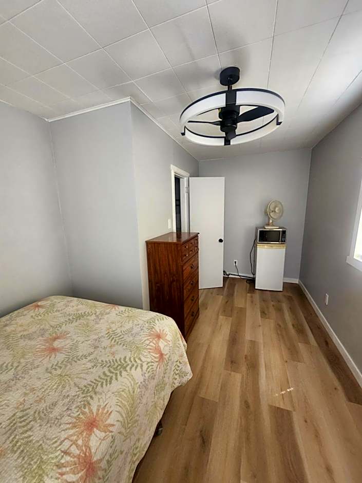 Hat Motel