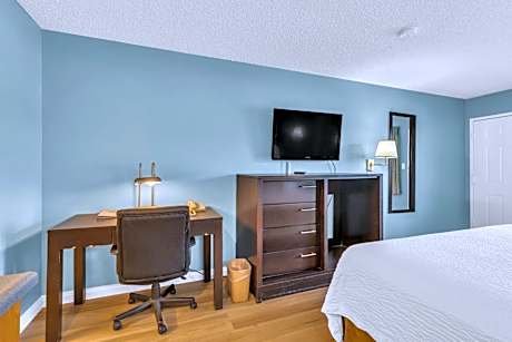 1 Queen Bed Non-Smoking