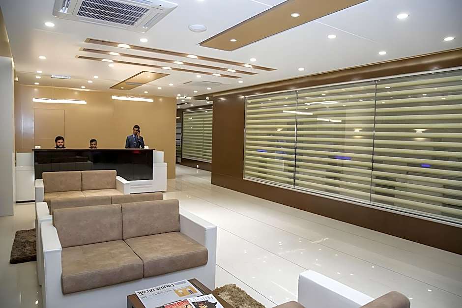 Hotel Orange International