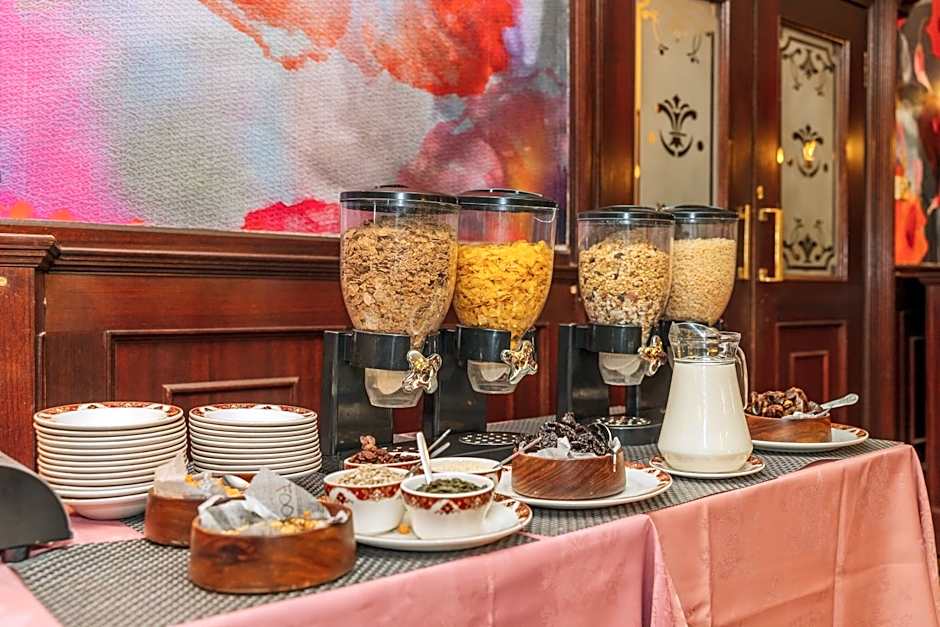 Muthu Fort William Hotel