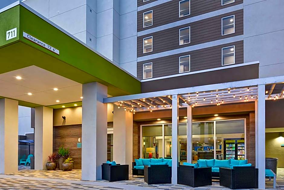 Home2 Suites By Hilton Ormond Beach Oceanfront, FL
