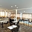 8room hotel