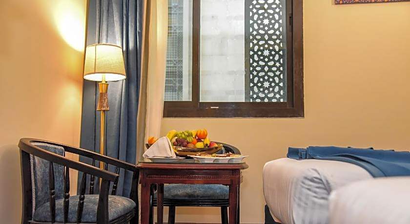 Grand plaza al Madinah