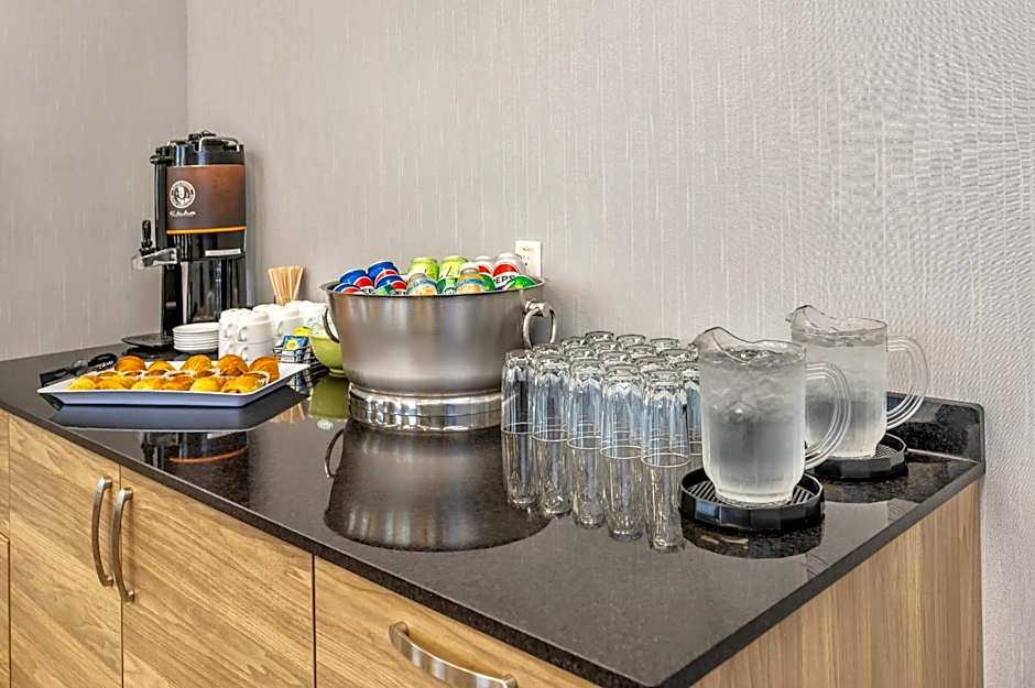 Quality Suites Drummondville