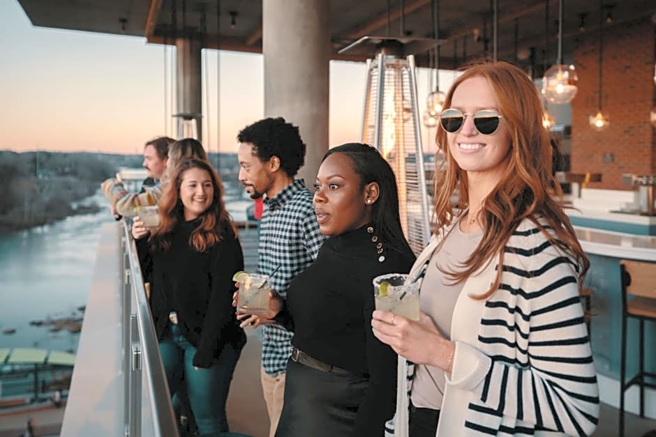 Hotel Indigo - Columbus at Riverfront Place By IHG