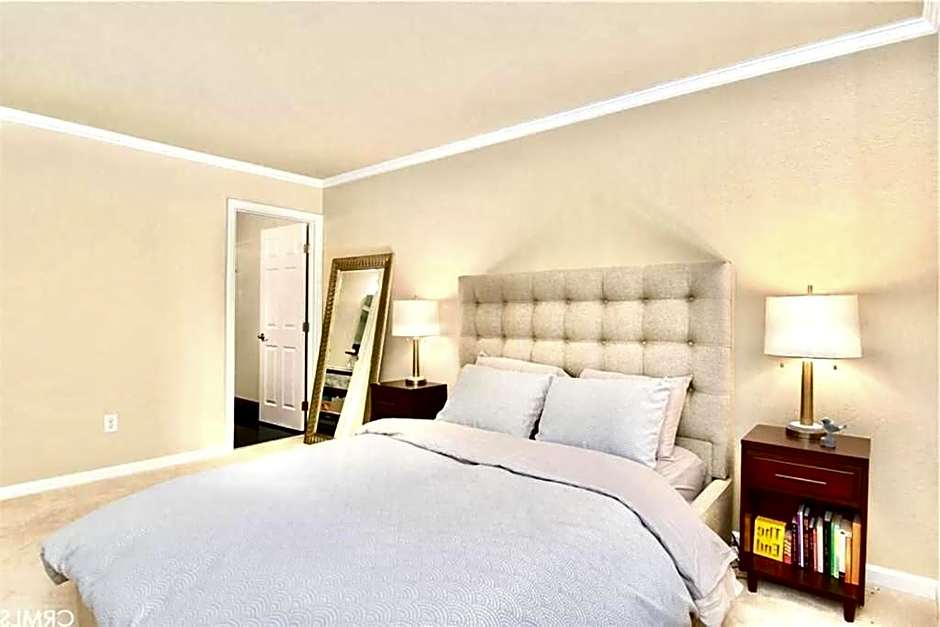 Del Rey Apartment Homes