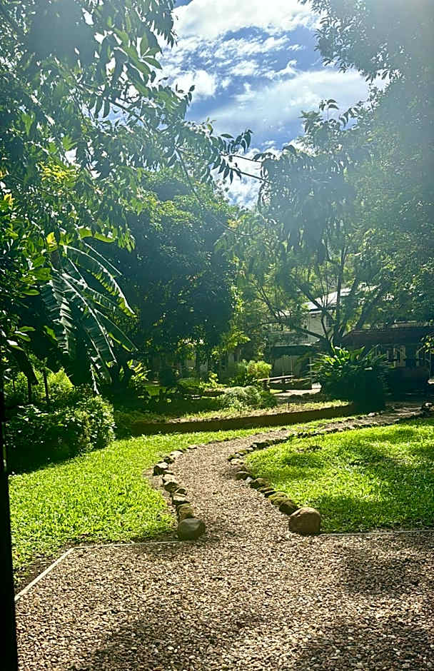 Mavis's Cabins @ Mt Warning