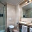 Mercure Chisinau Center Jazz Hotel