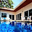 Avoca Pool Villas