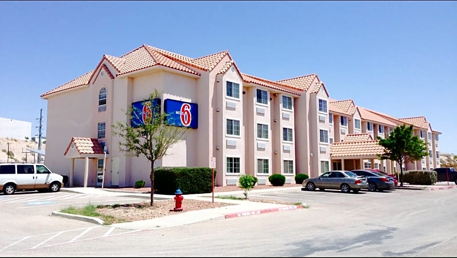 Motel 6-El Paso, TX - Southeast