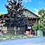 Deep Creek Motel