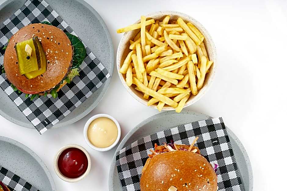 The Lodge, Blacktown - Sydney