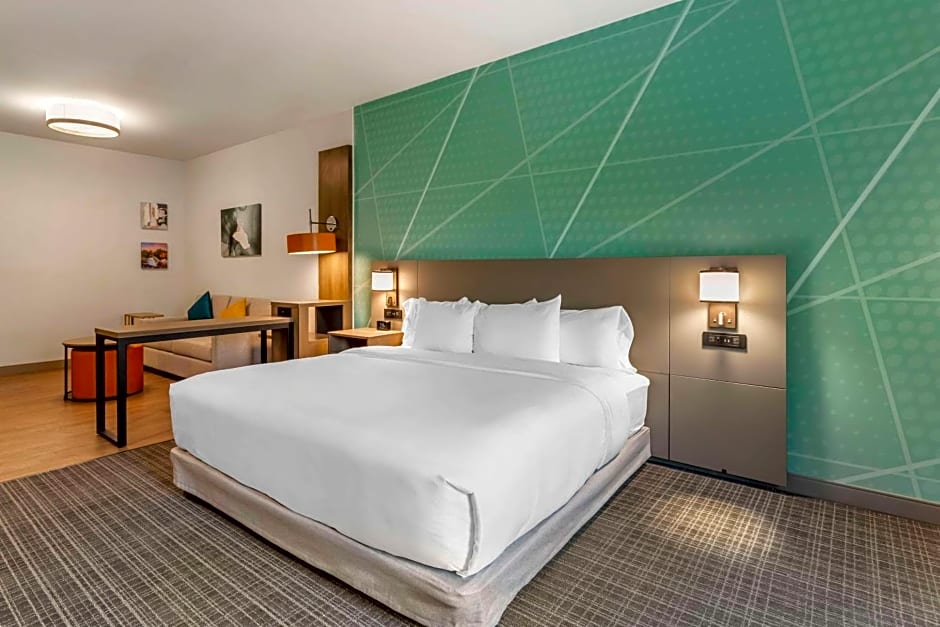 Comfort Suites Gatlinburg Downtown-Convention Center