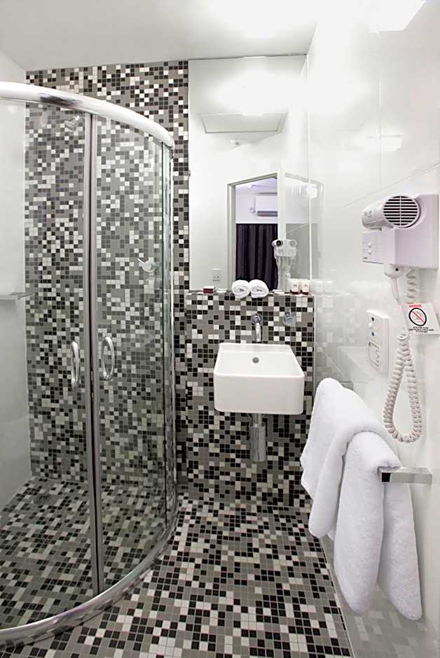 Majestic Minima Hotel