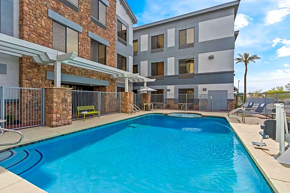 Spark by Hilton Phoenix East Mesa