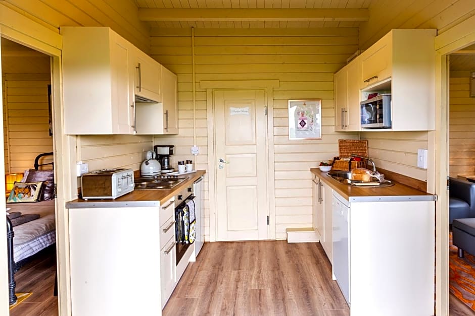 The Retreat Log Cabin