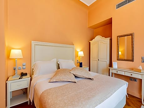 Superior Double Room with Balcony