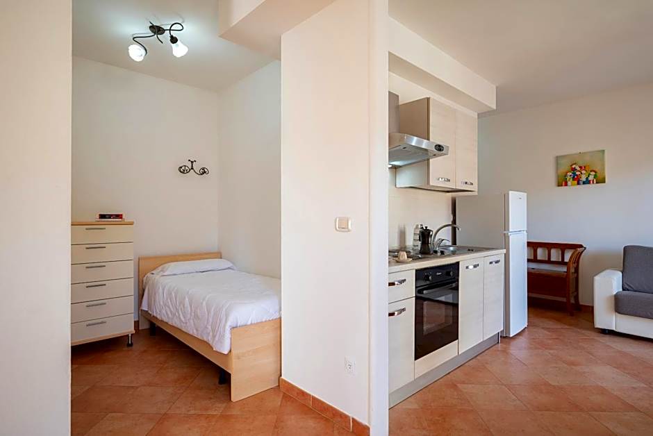 Lola Piccolo Hotel e Appartamenti