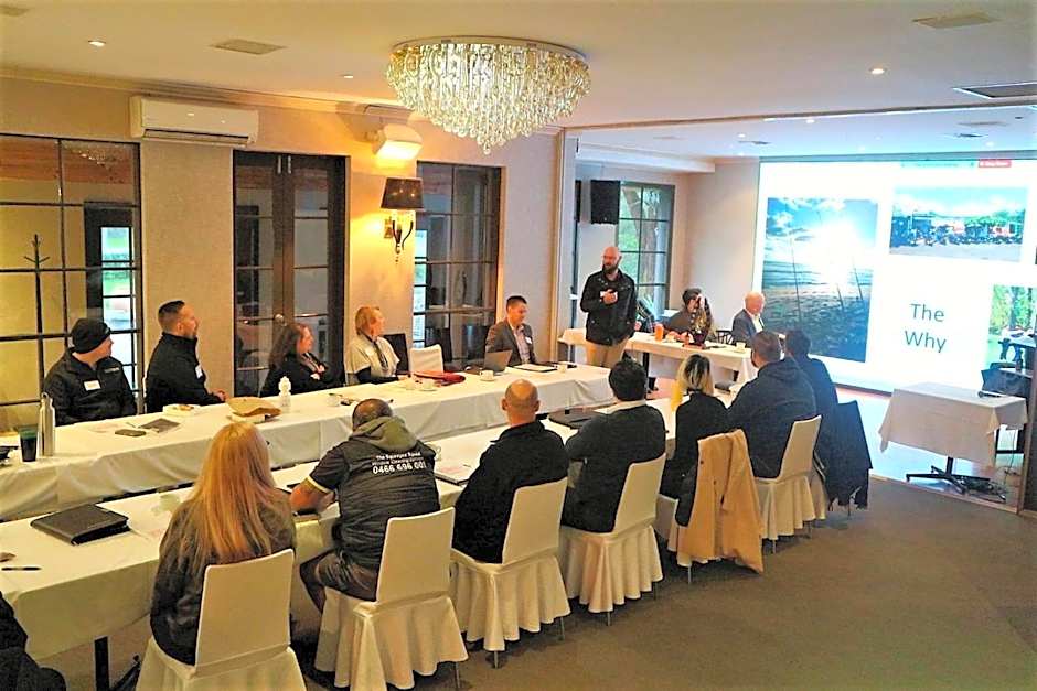 Eltham Gateway Hotel