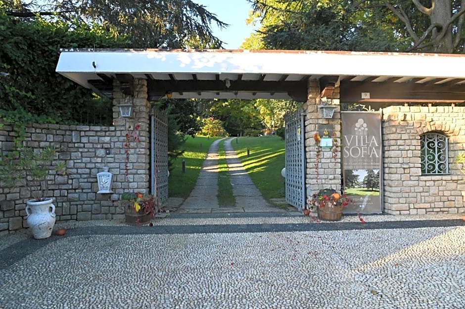 Villa Sofia luxury home between Como and MIlano
