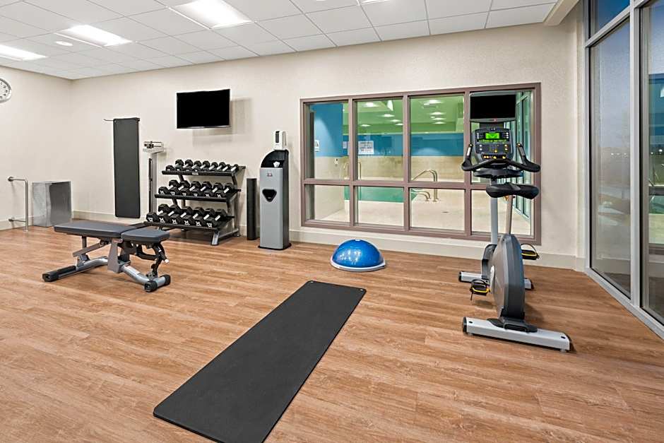 Holiday Inn Express And Suites Suisun City Napa Valley Area By IHG