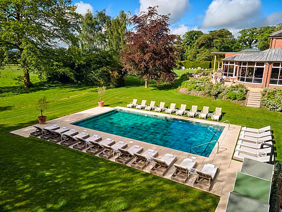 The Retreat, Elcot Park