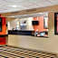 Extended Stay America Select Suites - Detroit - Farmington Hills