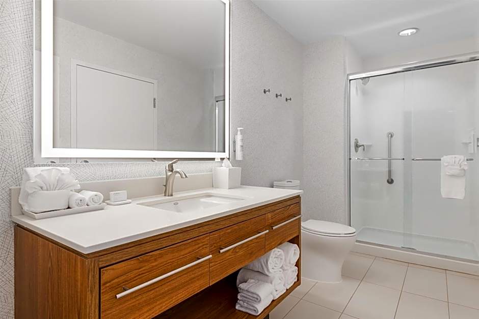 Home2 Suites By Hilton Dallas Addison