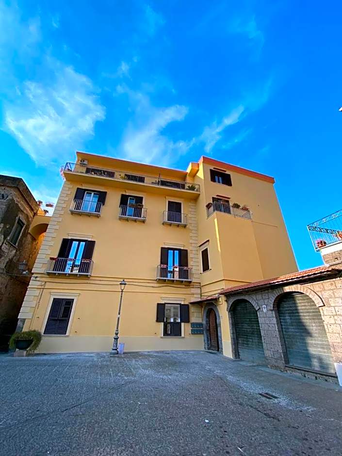 Vesuvio House appartamento indipendente e centrale