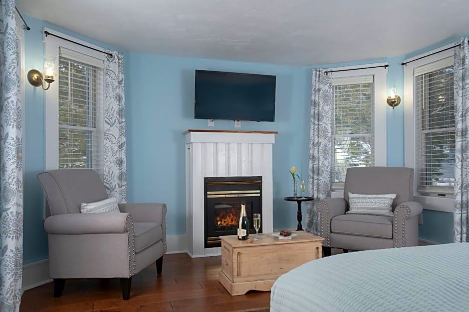 The Lodge at Moosehead Lake