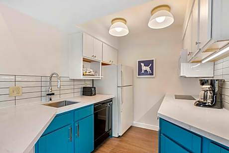 Two-Bedroom Suite with King and Two Double Beds