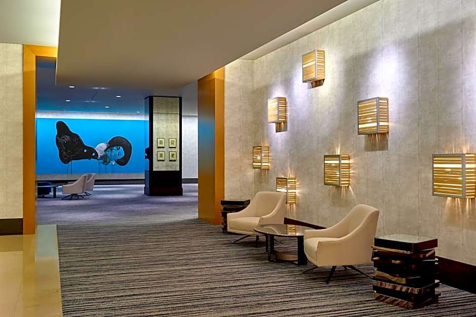 Loews Chicago O'Hare Hotel