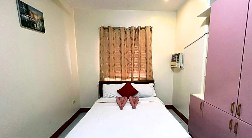 Manora Apartments and Guest House