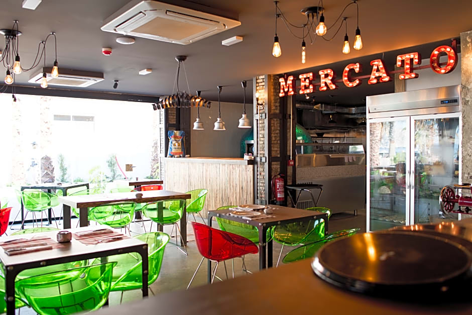 H. Boutique Peña Parda