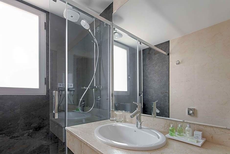 NH Ciudad De Zaragoza