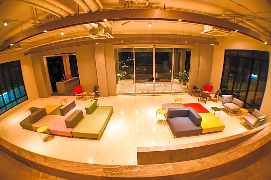 Comet Hotel Surat Thani
