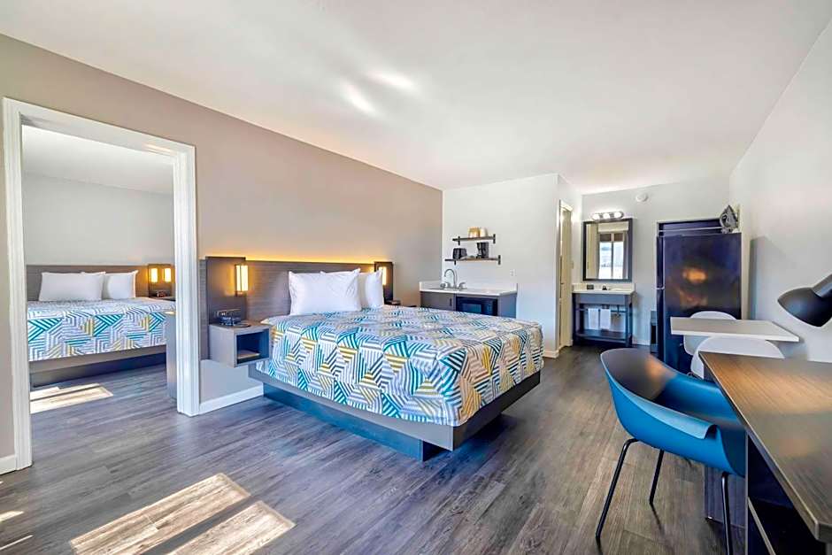 Studio 6 Effingham, IL