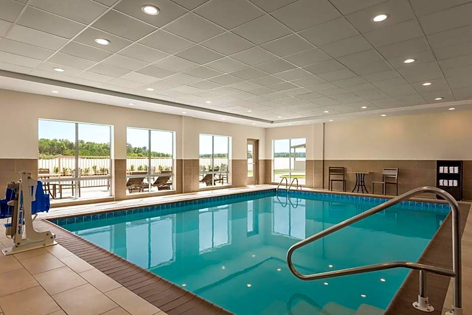 Holiday Inn Express & Suites Bessemer - Birmingham SW By IHG