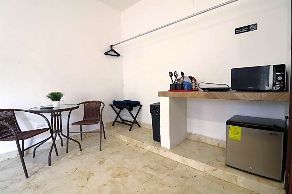 Spacious King Room near Beach & Quinta