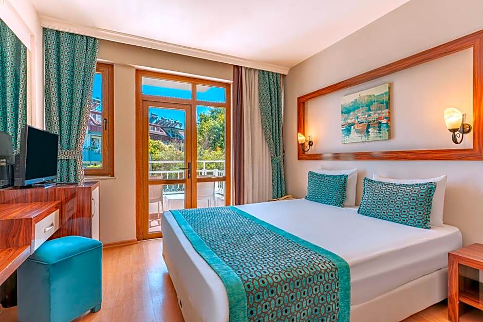 Tu Casa Gelidonya Hotel