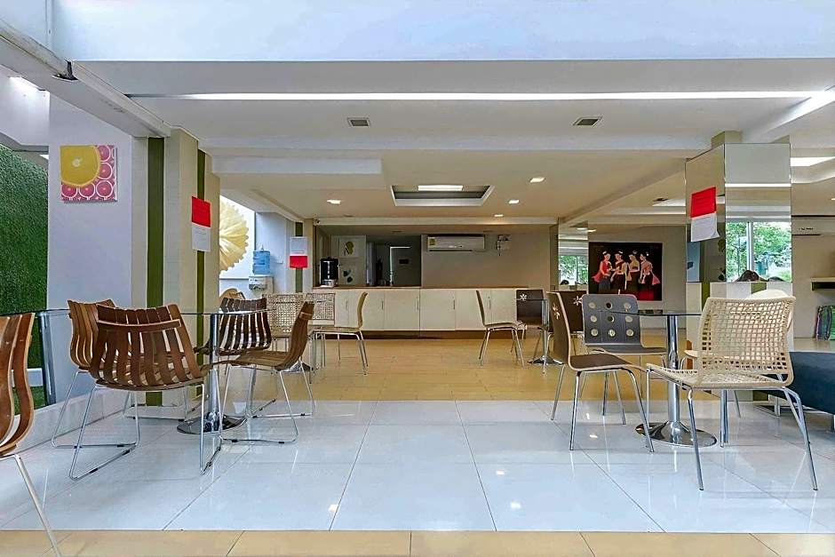 Nantra Sukhumvit 39 Hotel