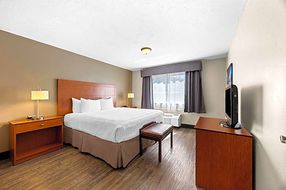 Best Western Inn At The Rogue