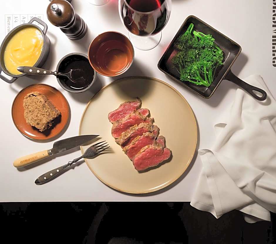 Alexandra Barcelona Hotel, Curio Collection by Hilton