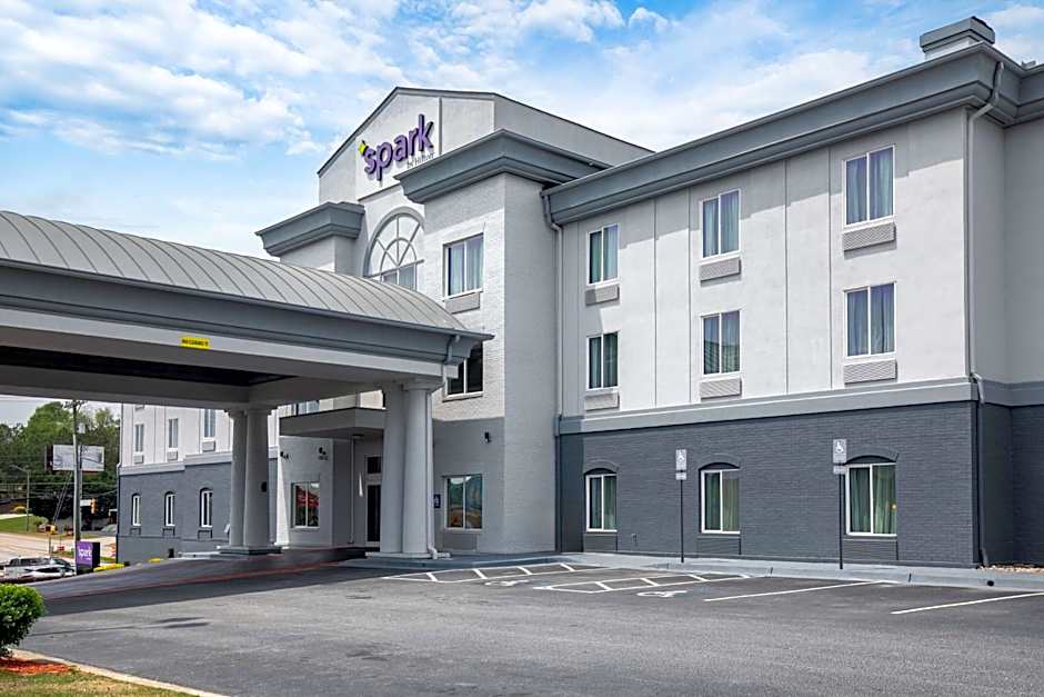 Spark by Hilton Commerce, GA