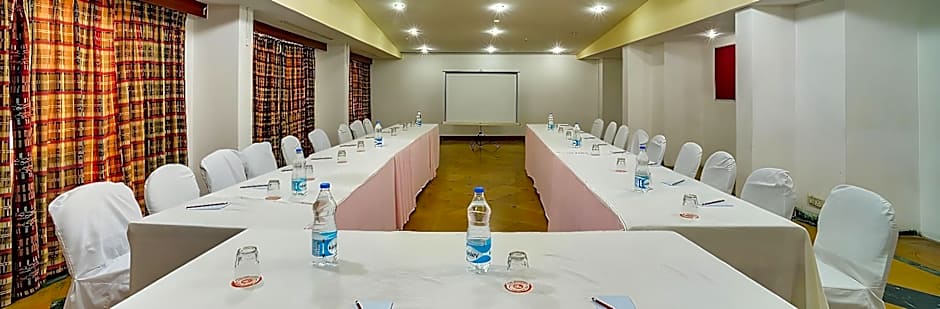 Ramee Guestline Hotel