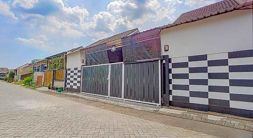 Hotel O Happy Homestay Syariah