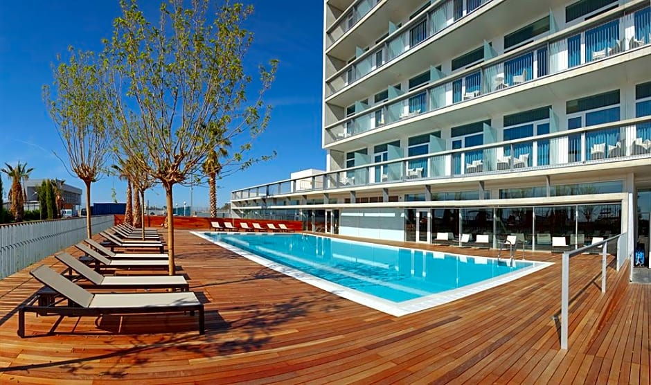 Atenea Port Barcelona Mataro